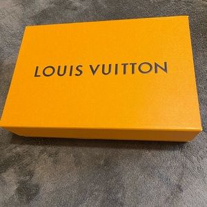 Louis Vuitton box